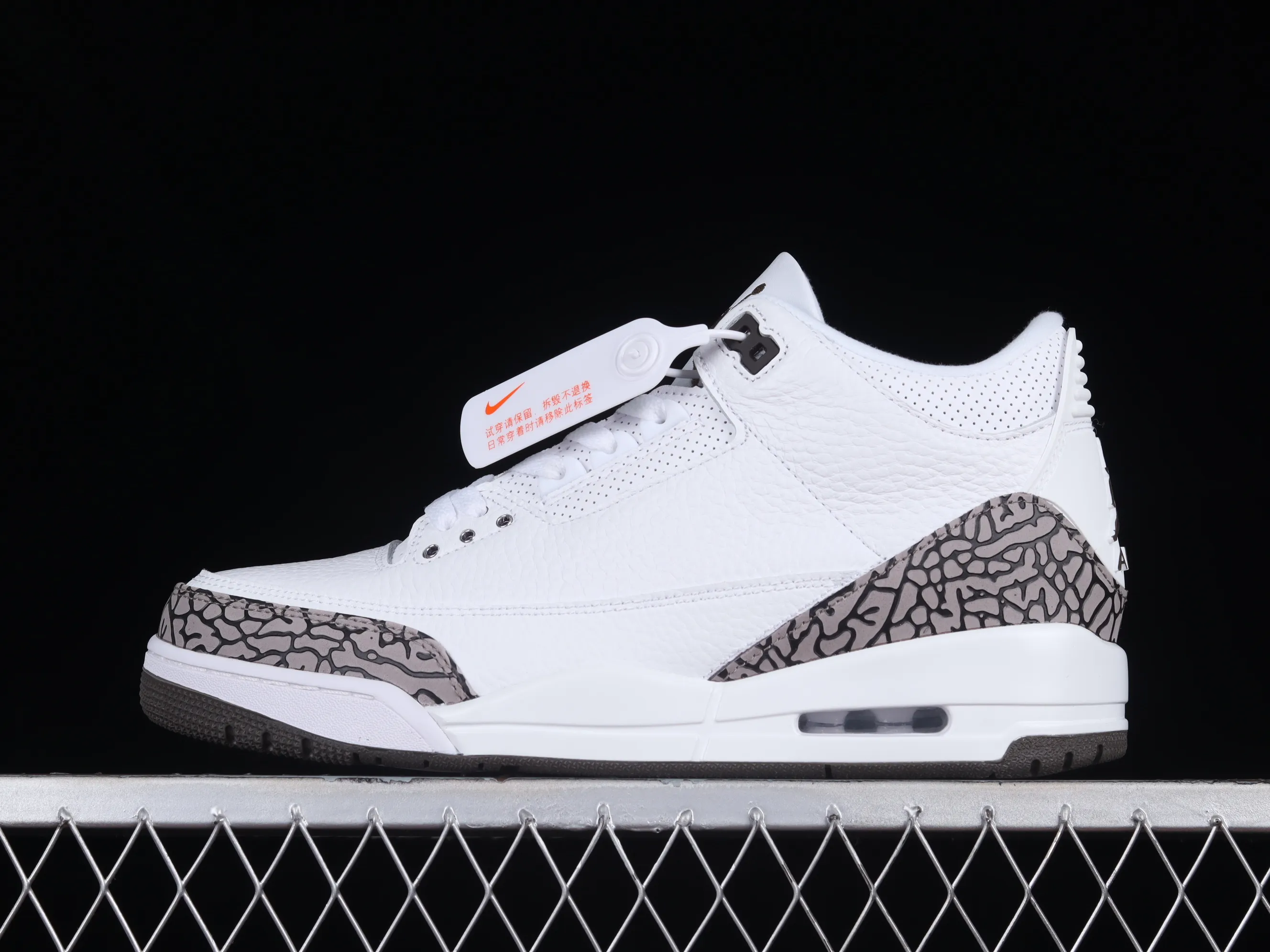 All categories Air Jordan Jordan series basketball shoes Air Jordan 3 Air Jordan 3 "Mocha" AJ3 Joe 3 Mocha white coffee burst pattern replica basketball shoes 136064-122